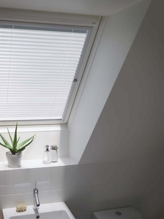 Velux Window Blinds - White Venetian Skylight